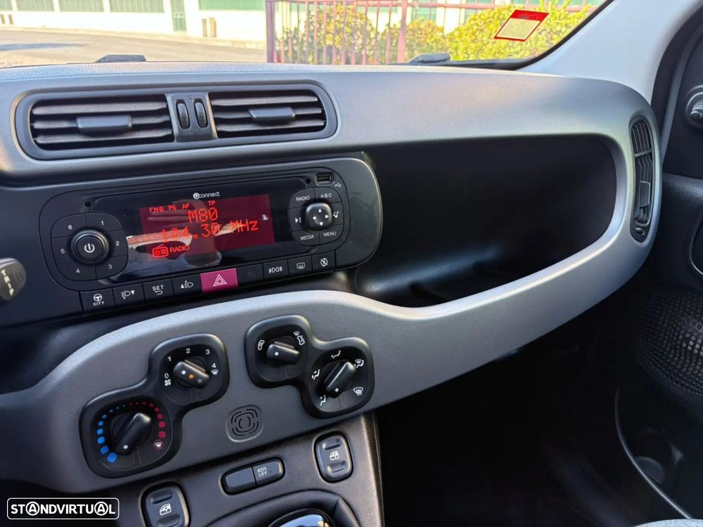 Fiat Panda 1.2 Lounge S&S - 38