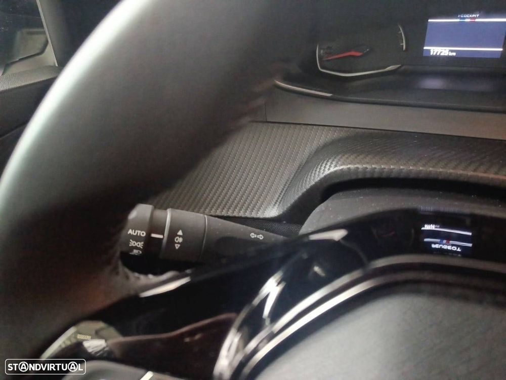 Peugeot 2008 1.2 PureTech Style - 14