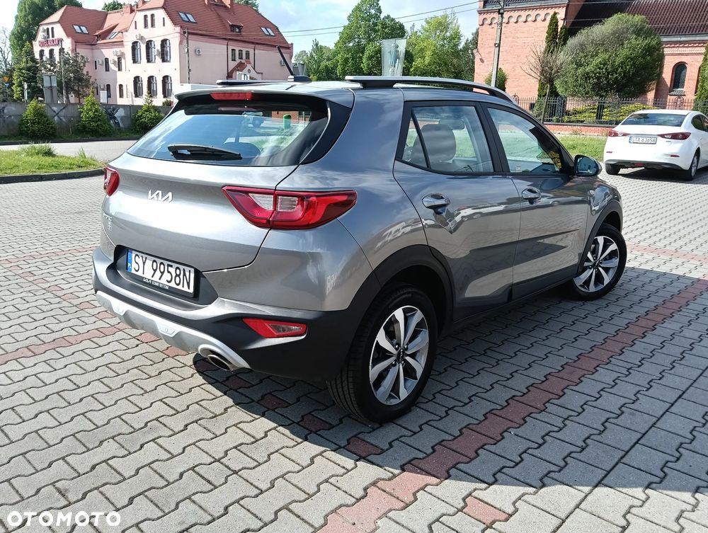 Kia Stonic 1.2 M - 11