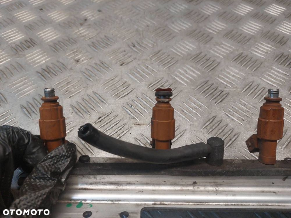 LISTWA WTRYSKOWA + WTRYSKI VOLVO S80 I 2.8 T6 0221604001 0280155831 - 5