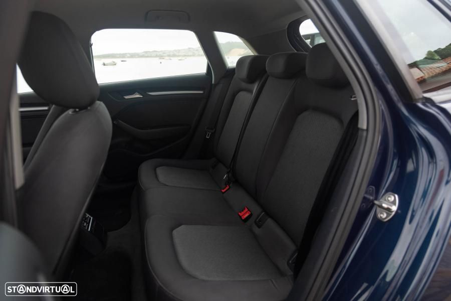 Audi A3 Sportback 1.6 TDI - 24