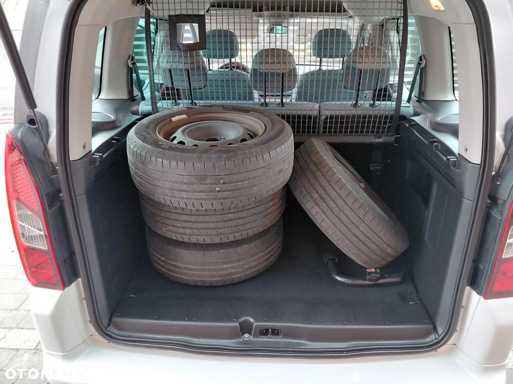 Citroën Berlingo e-HDi 90 FAP EGS6 Multispace - 12
