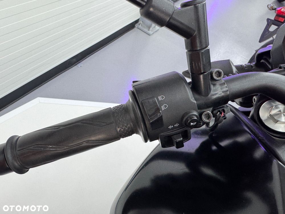Yamaha MT - 34