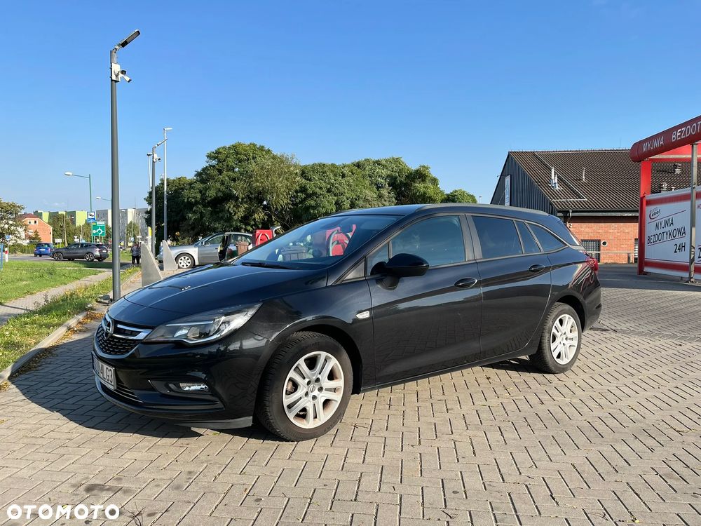 Opel Astra - 1