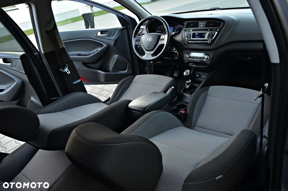 Hyundai i20 1.4 CRDi Edition 20 - 19