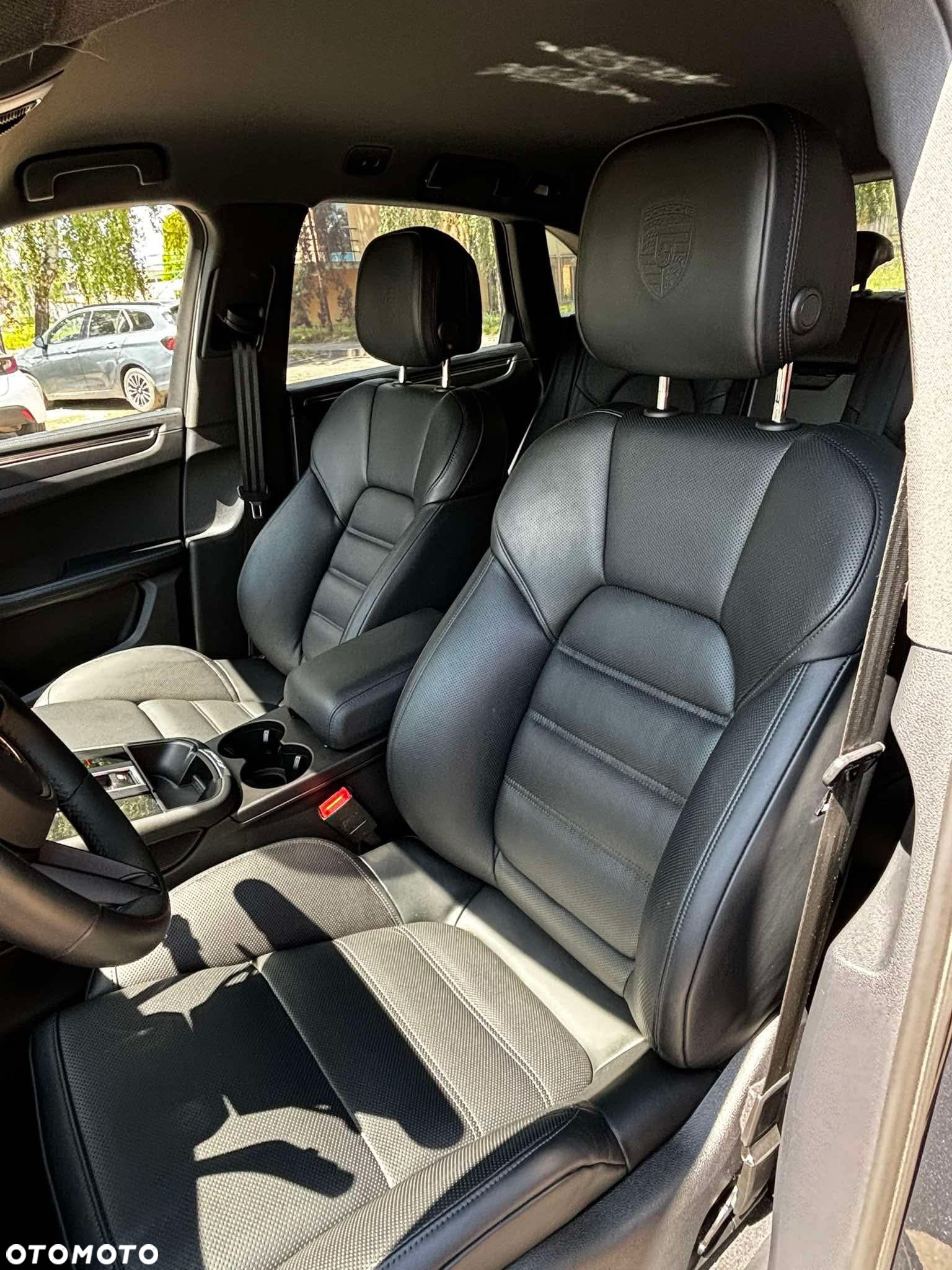 Porsche Macan T - 9