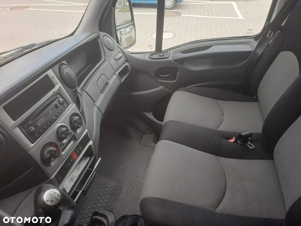 Iveco DAILY - 25
