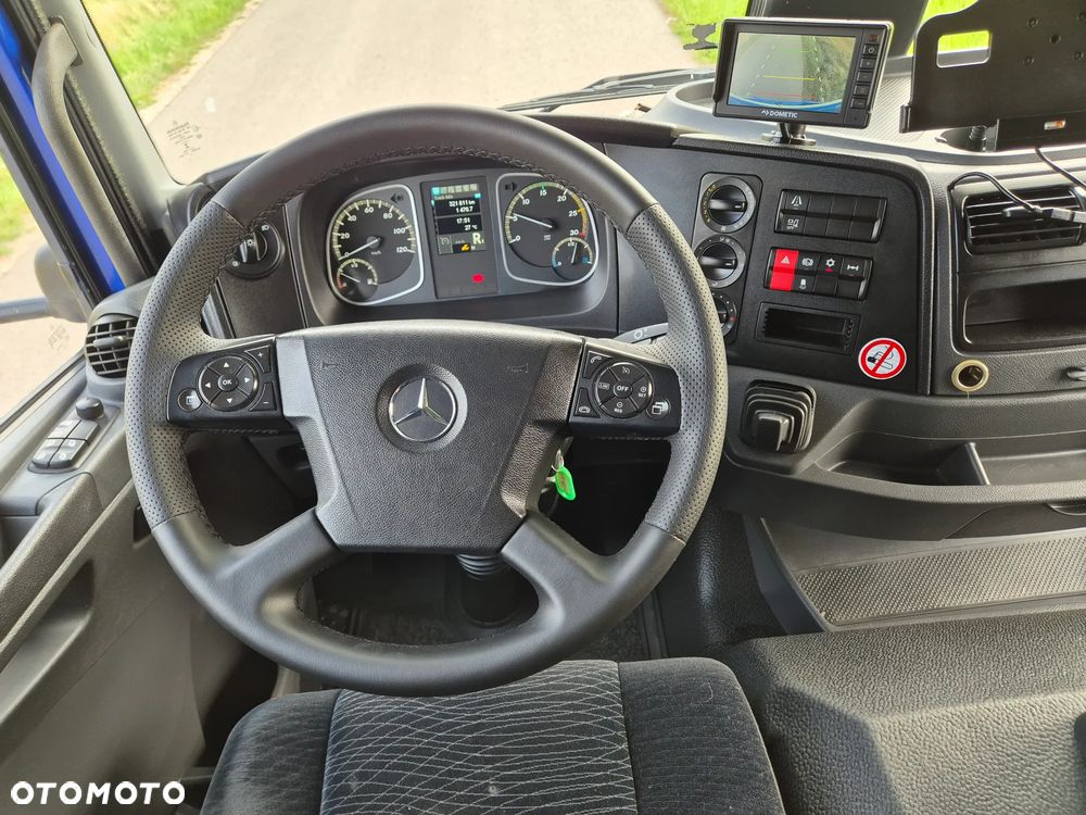 Mercedes-Benz Atego 1224 7.75m TOP1 STAN WINDA HAK z Niemiec tylko 320 000km UBRANIÓWKA czyściutki 6 cylindrów - 8