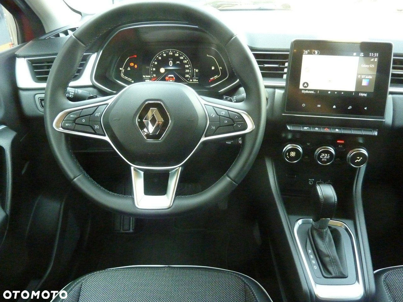 Renault Captur - 18