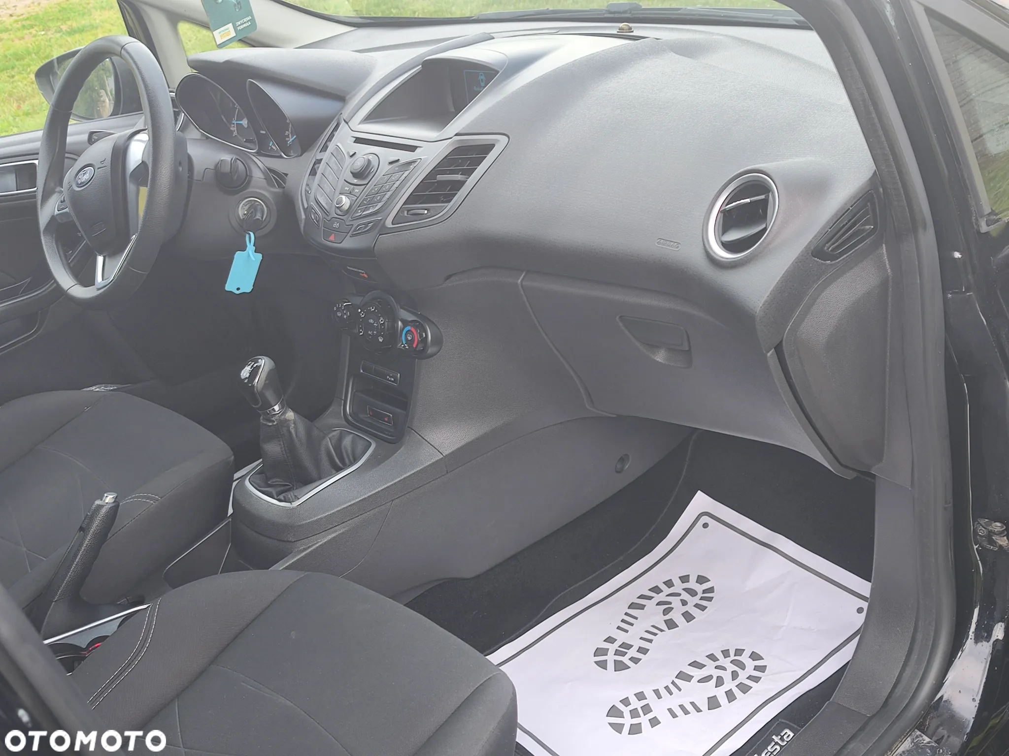 Ford Fiesta - 24