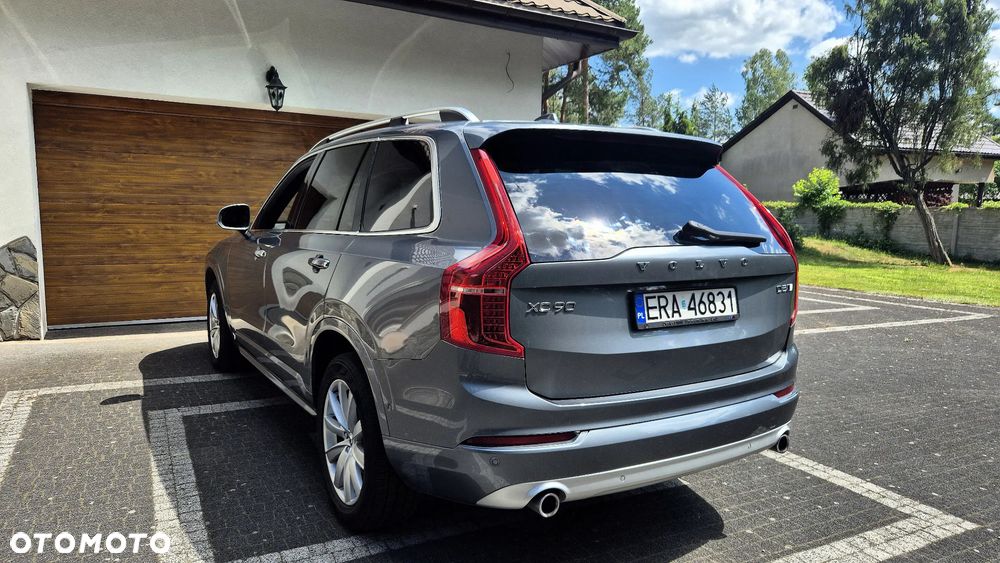 Volvo XC 90 B5 D AWD Momentum - 1