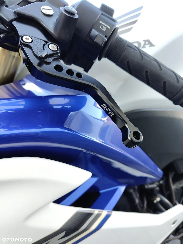 Honda CBR - 6