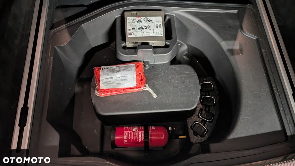 Audi A6 Avant 2.0 TDI Ultra S tronic - 26