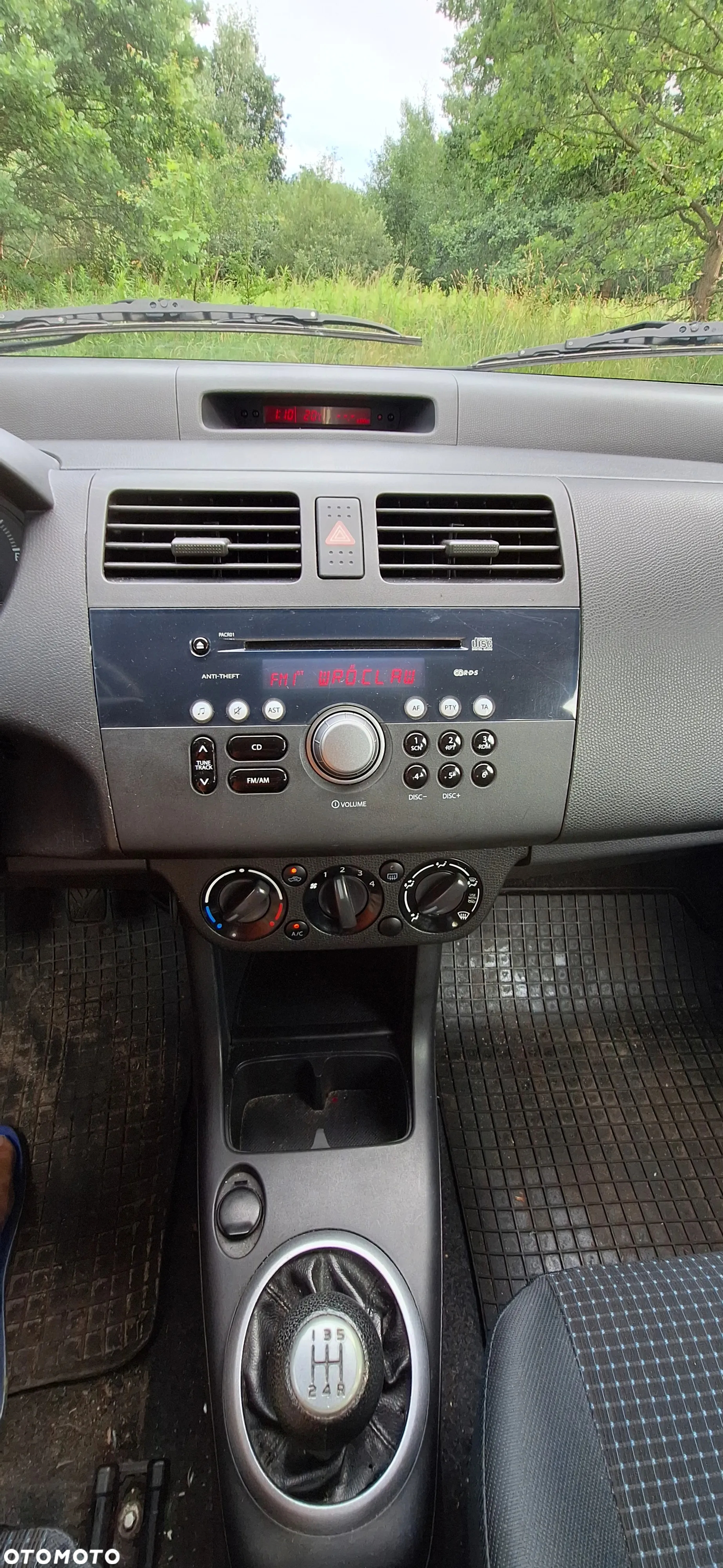 Suzuki Swift 1.3 GS / Premium - 13