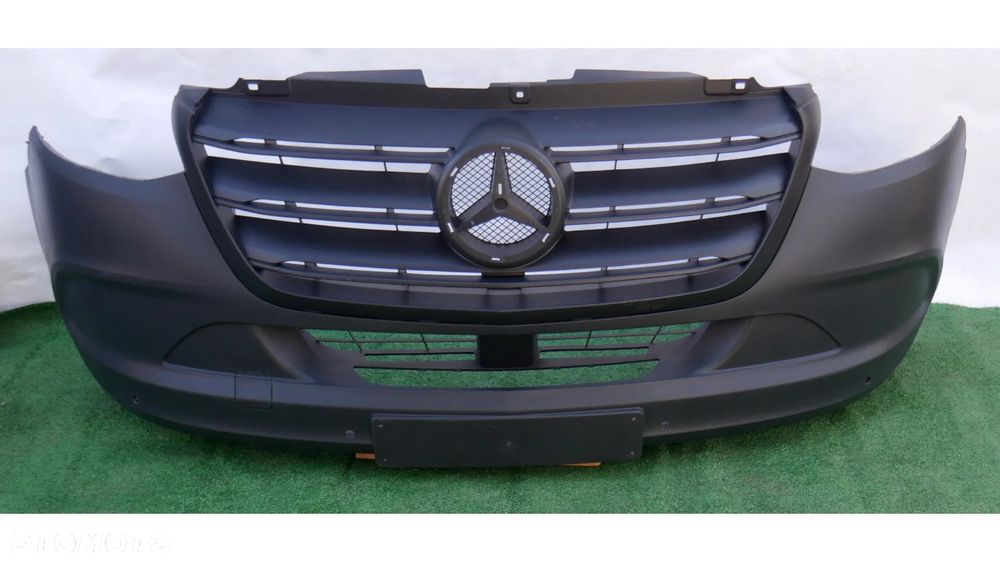 MERCEDES SPRINTER W907 910 ZDERZAK PRZÓD ATRAPA GRILL POD PDC - 2