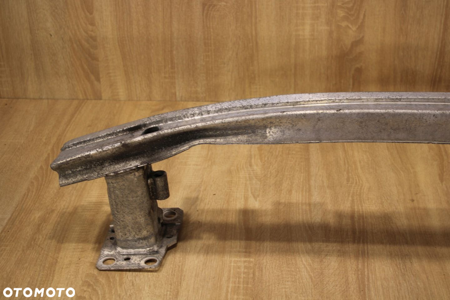 BELKA ZDERZAKA PRZÓD RENAULT MEGANE III LIFT 2013- - 2