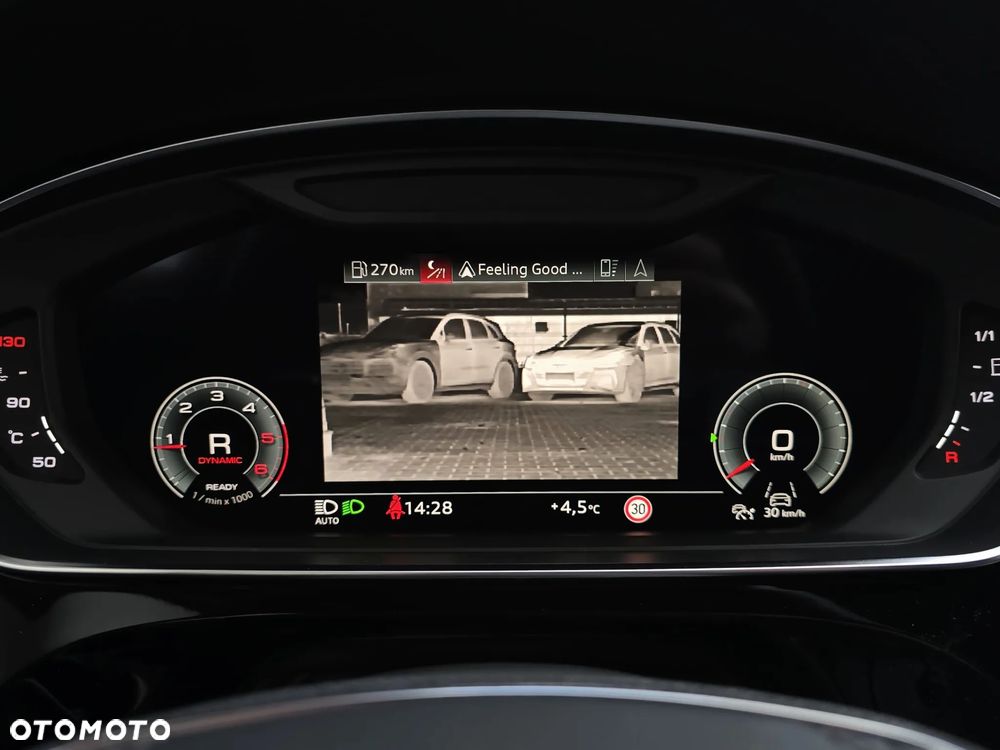 Audi A8 - 24