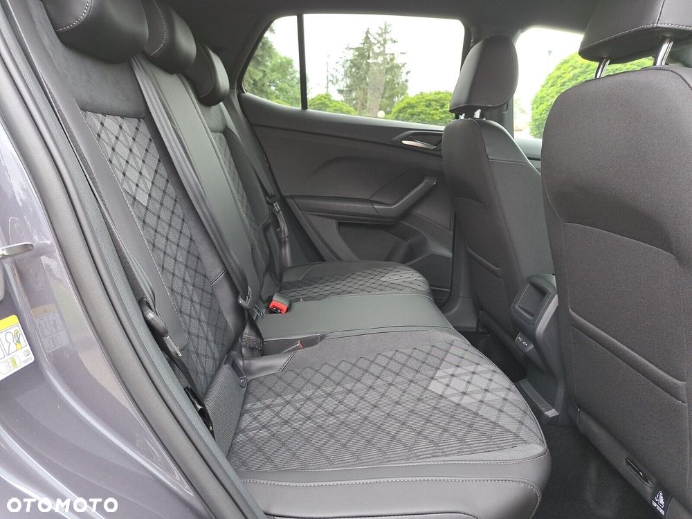 Volkswagen T-Cross - 25