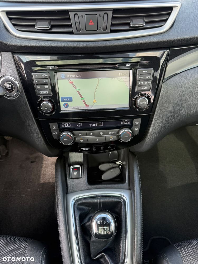 Nissan Qashqai - 23
