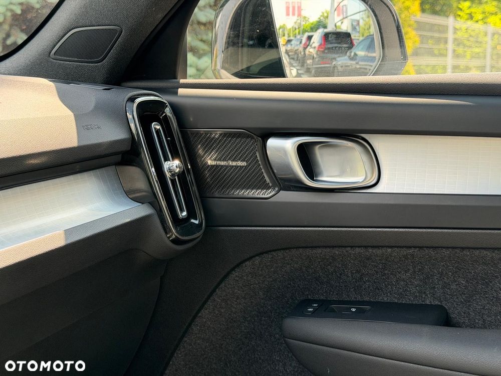 Volvo XC 40 - 27