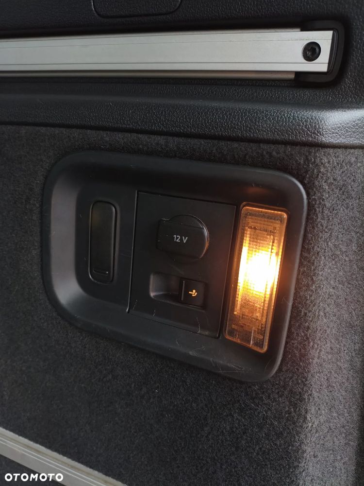 Volkswagen Sharan 2.0 TDI BlueMotion Technology Life - 26