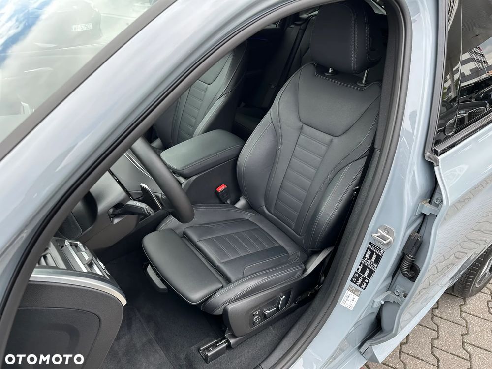 BMW X4 - 10