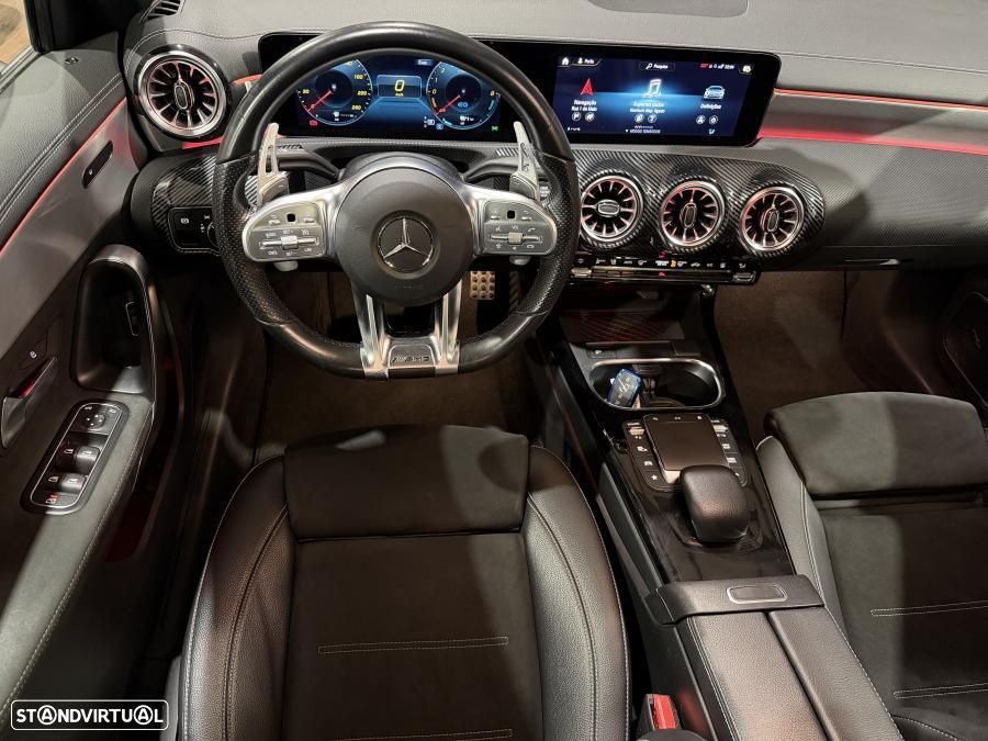 Mercedes-Benz A 250 Limousine e AMG Line - 14