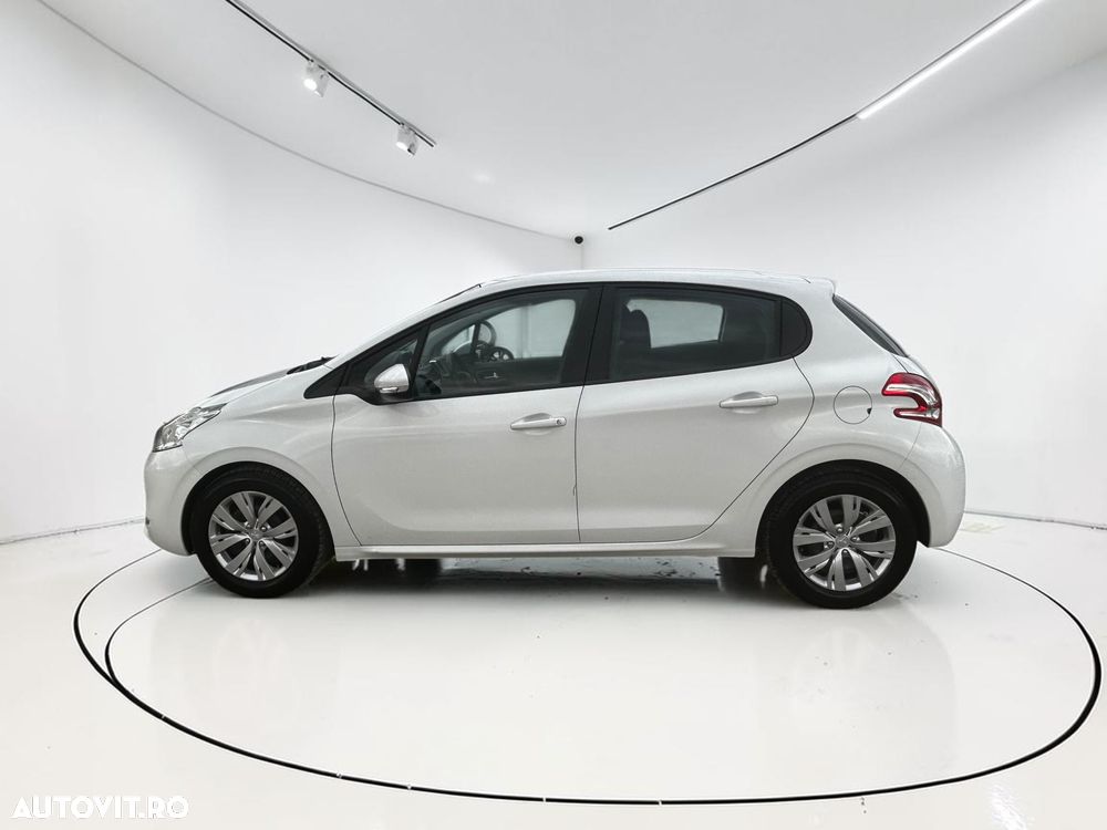 Peugeot 208 95 VTI Allure - 10