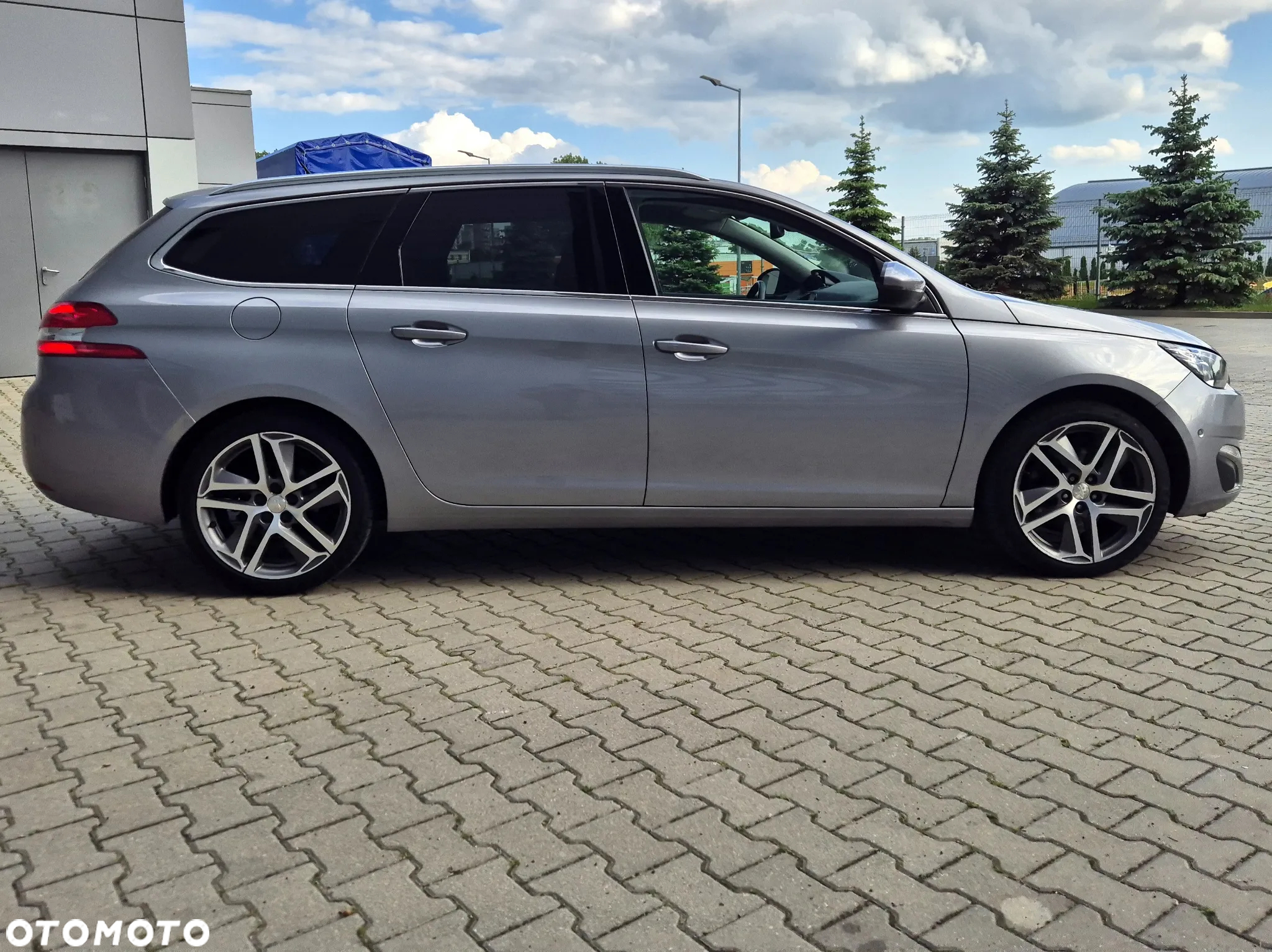 Peugeot 308 SW BlueHDi 150 Automatik Stop & Start Allure - 11
