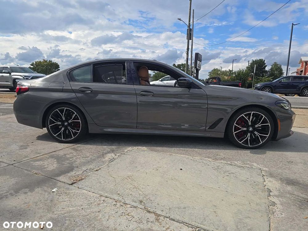 BMW Seria 5 540i M Sport Edition - 3