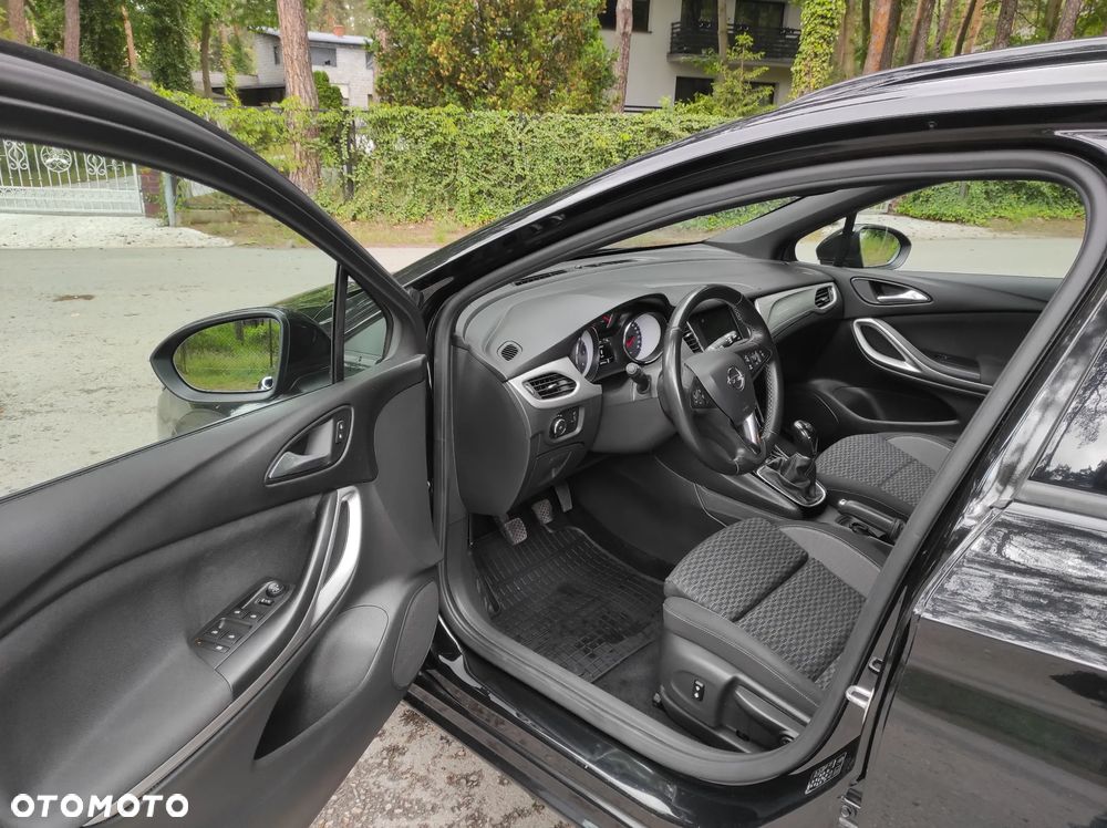 Opel Astra - 8
