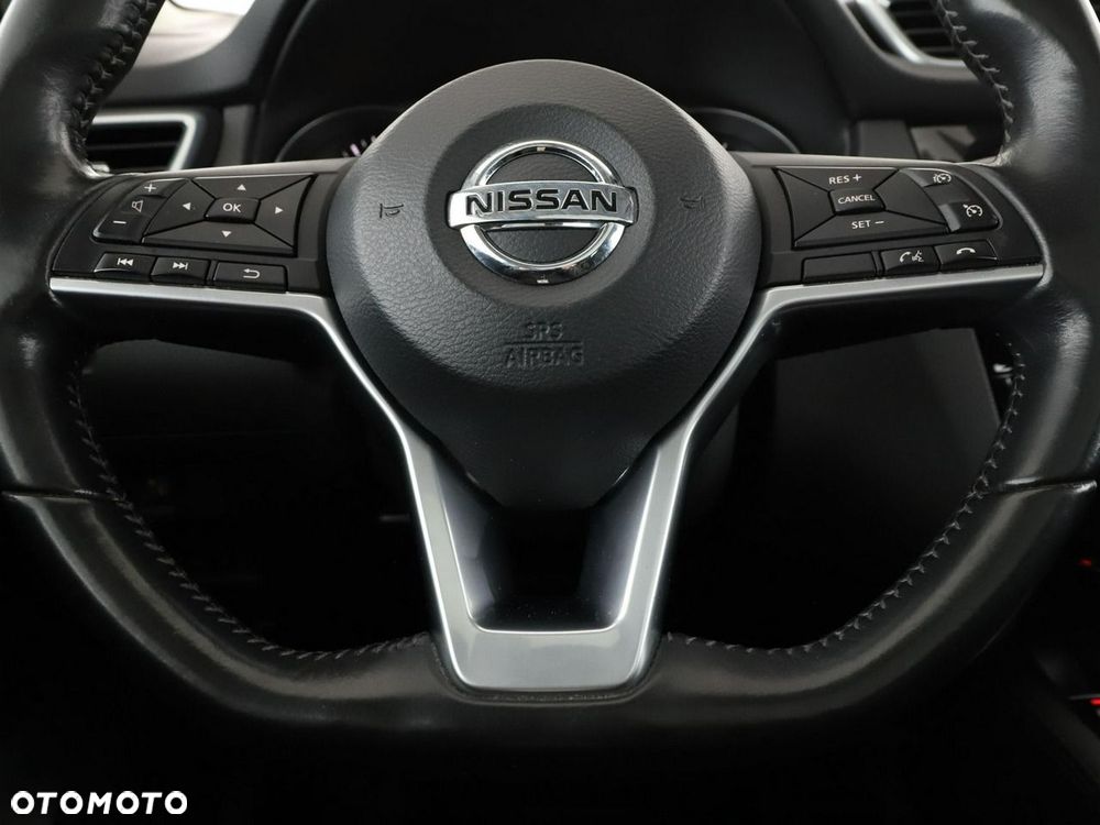 Nissan Qashqai 1.6 DIG-T N-Connecta - 22