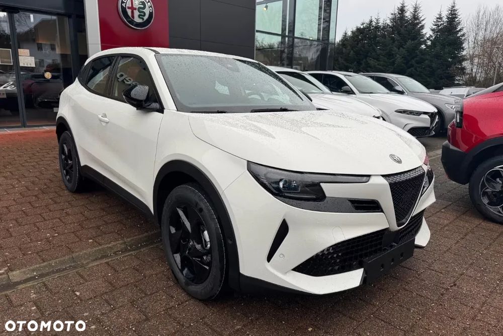 Alfa Romeo Junior 1.2 mHEV Ibrida eDCT - 4