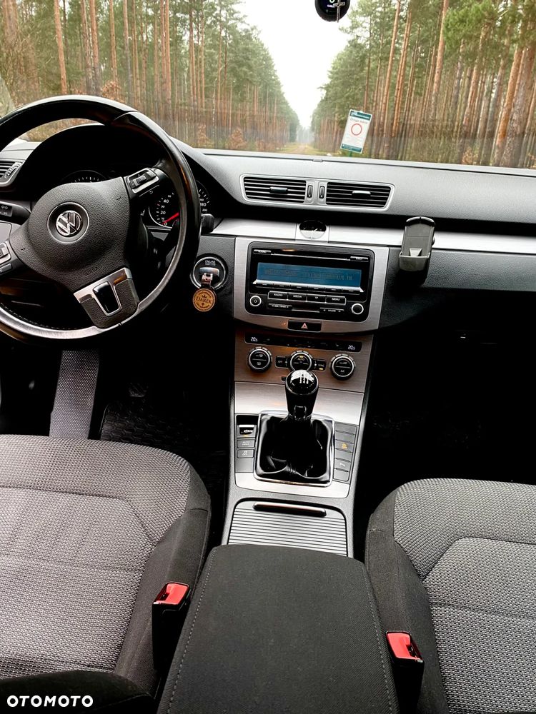 Volkswagen Passat 2.0 TDI BlueMotion Technology Highline - 20