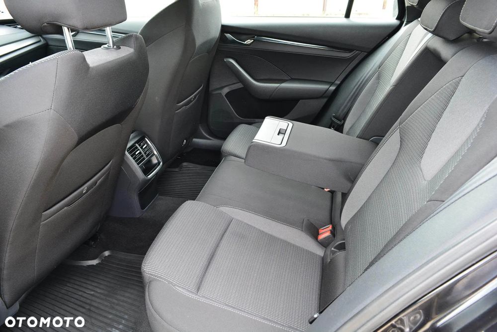 Skoda Octavia 1.5 TSI ACT Ambition - 34