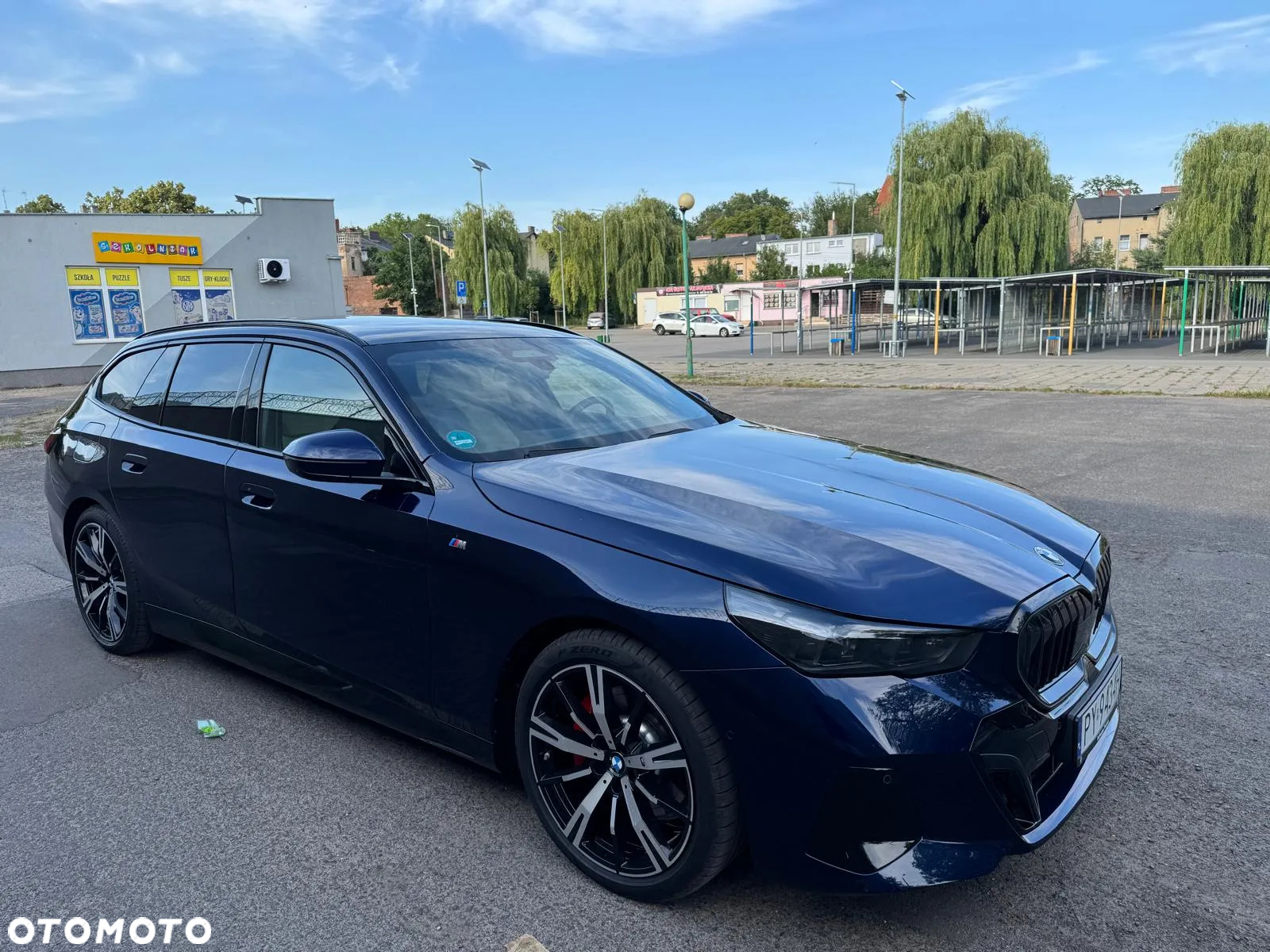 BMW Seria 5 520d xDrive Touring - 8
