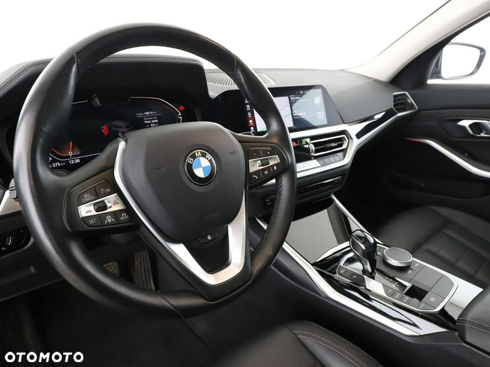 BMW Seria 3 320d xDrive MHEV Luxury Line - 15