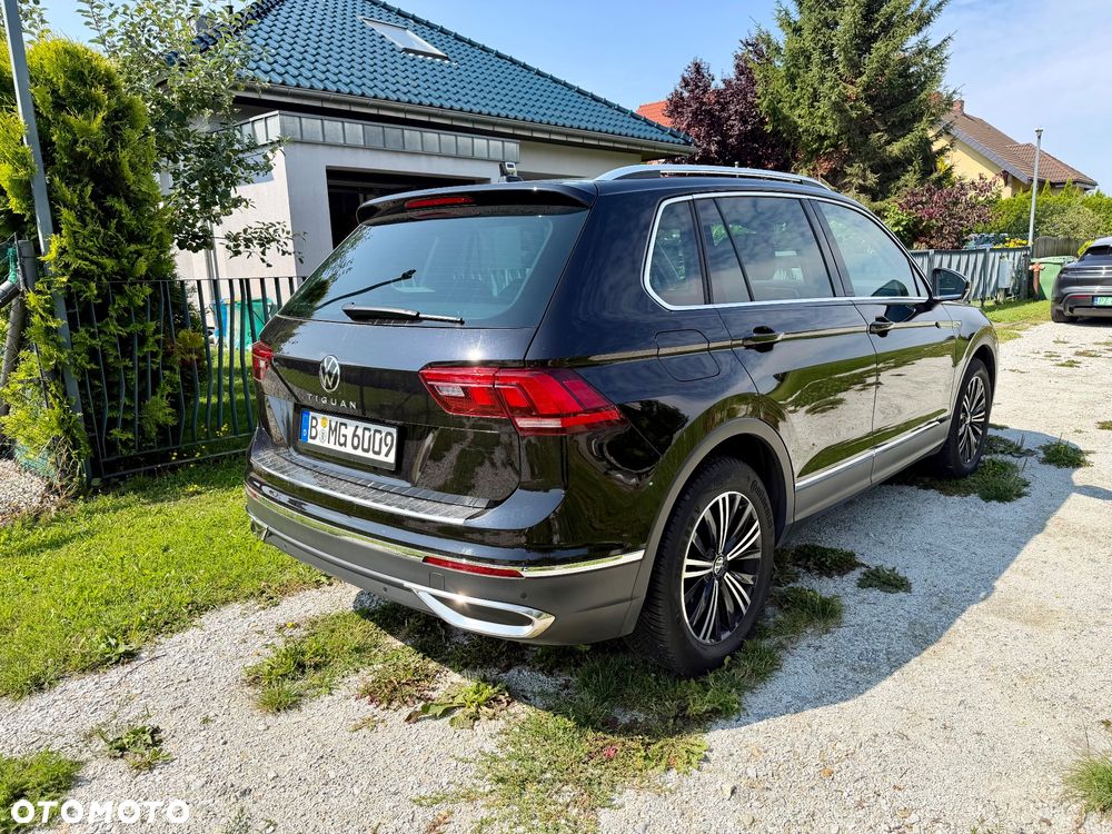 Volkswagen Tiguan - 12