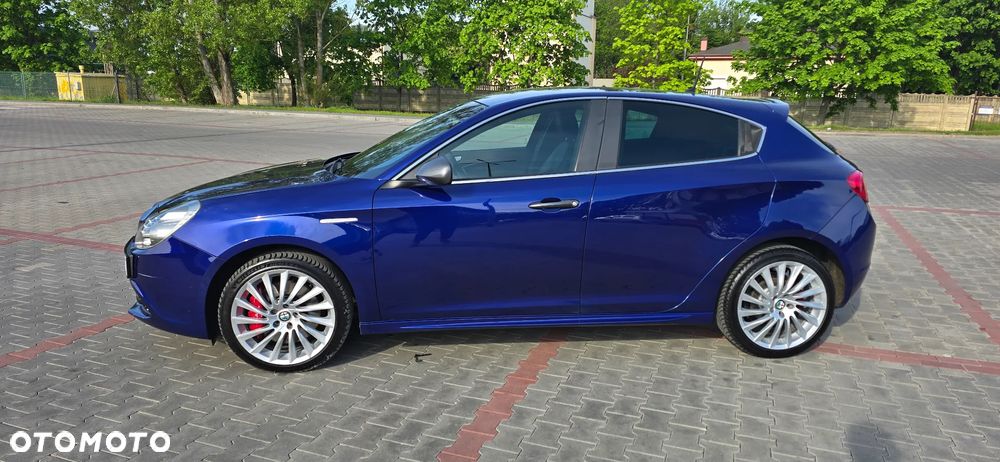 Alfa Romeo Giulietta 2.0 JTDM Exclusive - 4