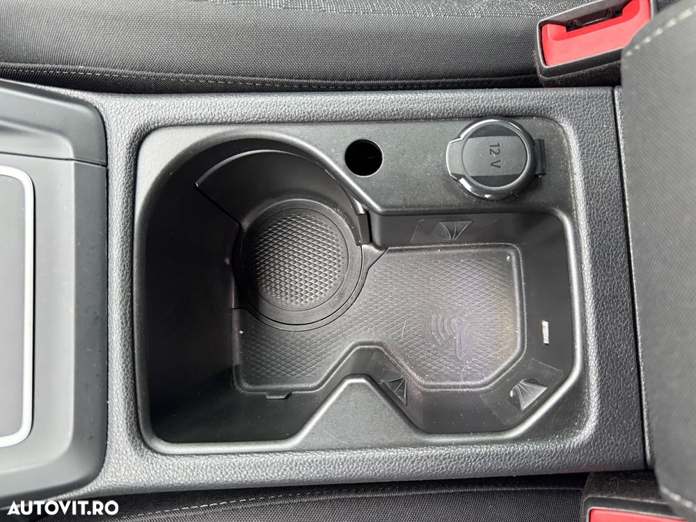 Volkswagen Golf - 29