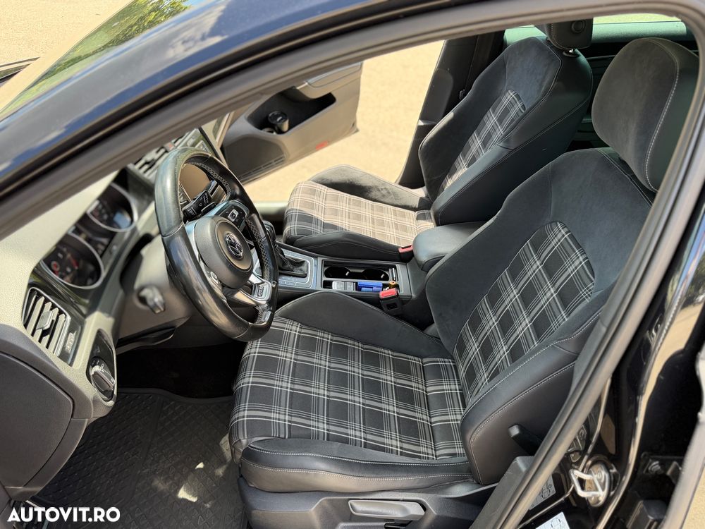 Volkswagen Golf 2.0 TDI DPF BMT DSG GTD - 6