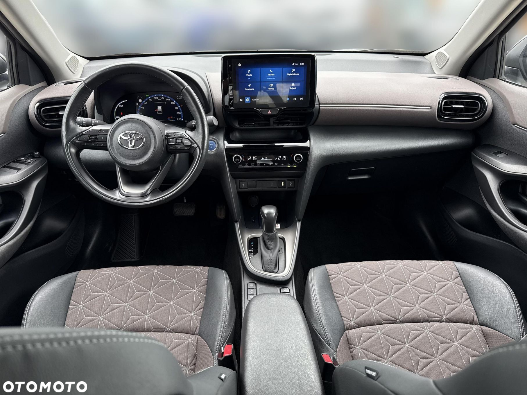 Toyota Yaris Cross Hybrid 1.5 Executive - 11