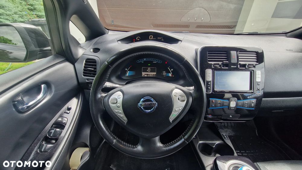 Nissan Leaf 24kWh Tekna - 10