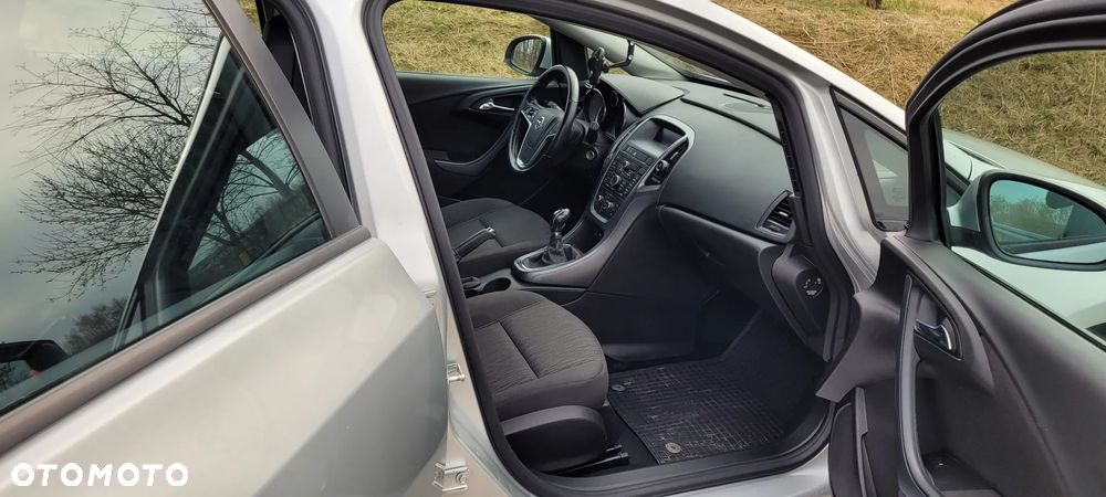 Opel Astra - 9