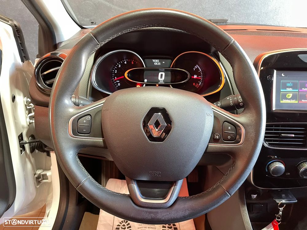 Renault Clio 1.5 dCi # - 11