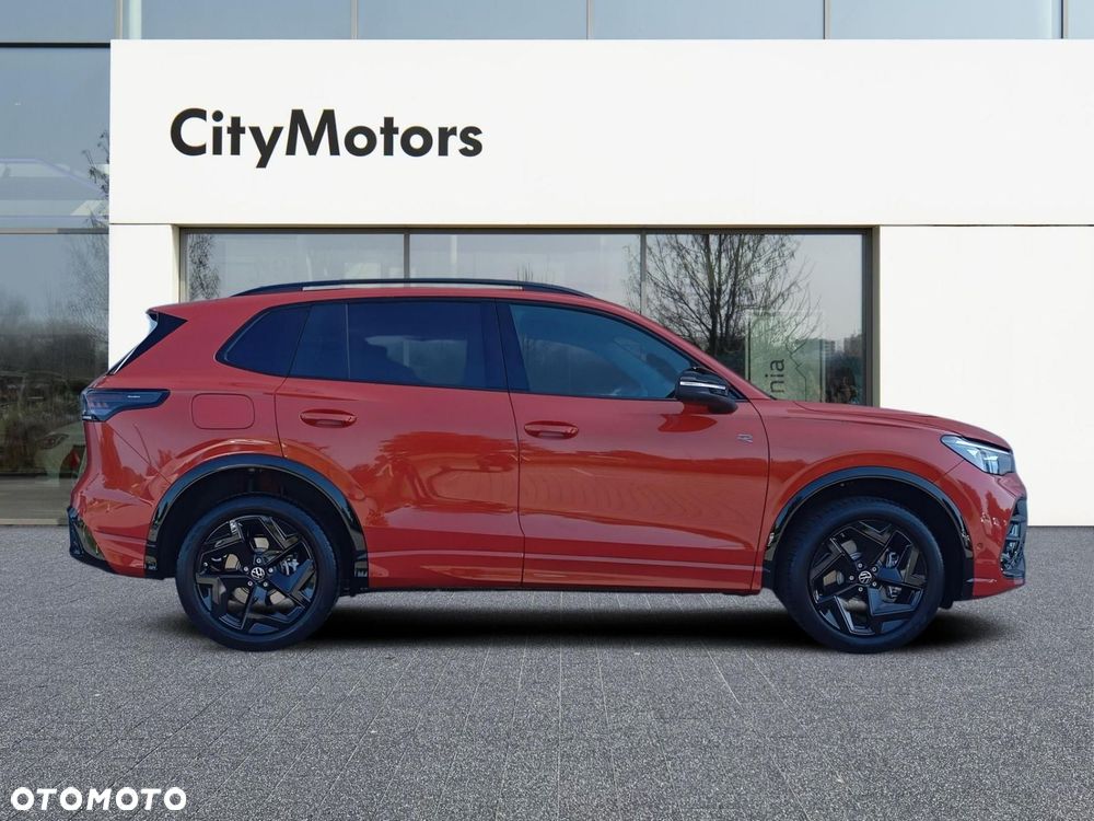 Volkswagen Tiguan - 8