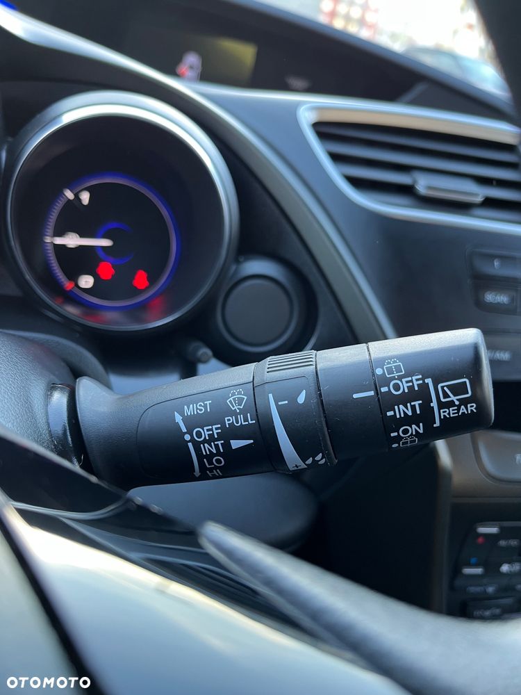 Honda Civic 1.8 Comfort - 33