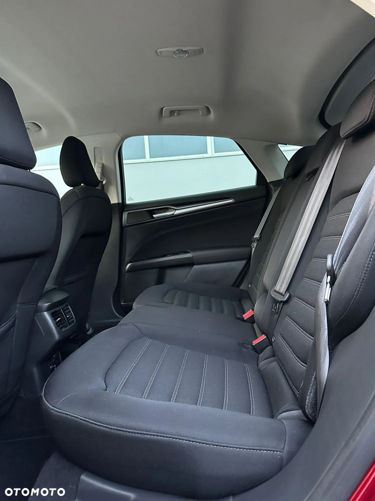 Ford Mondeo 2.0 TDCi Titanium - 17