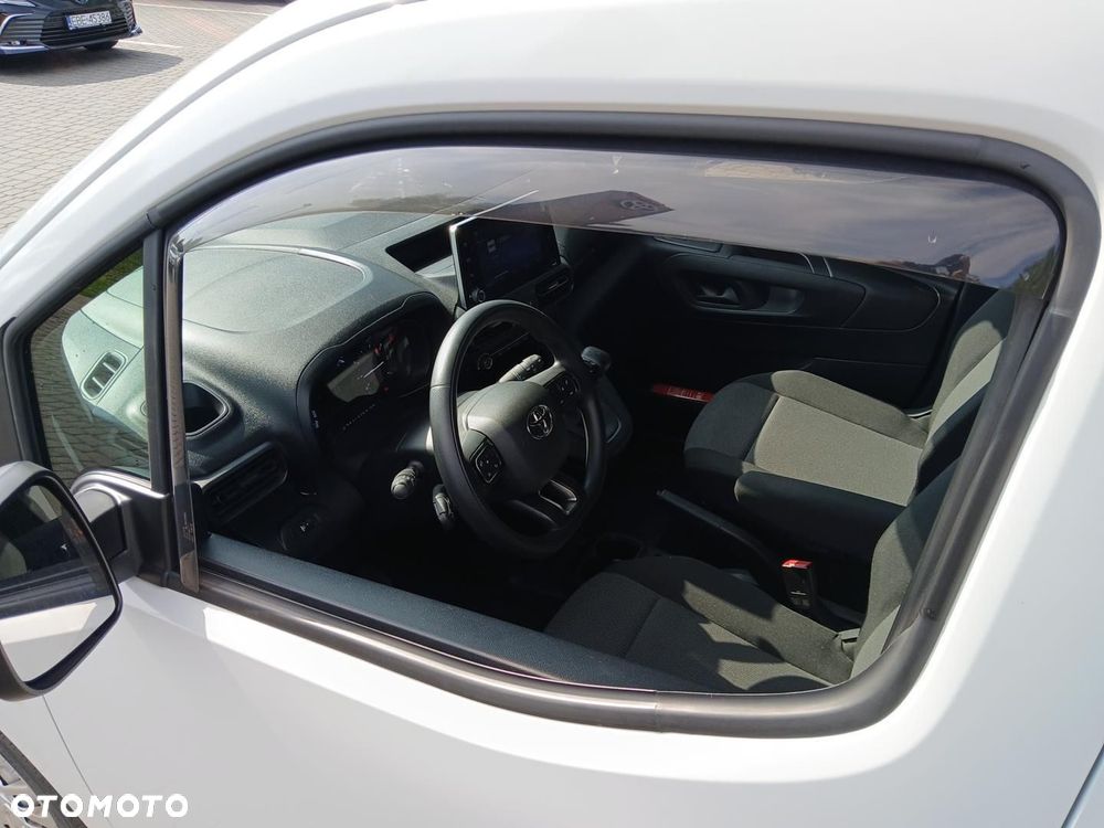 Toyota PROACE CITY - 24