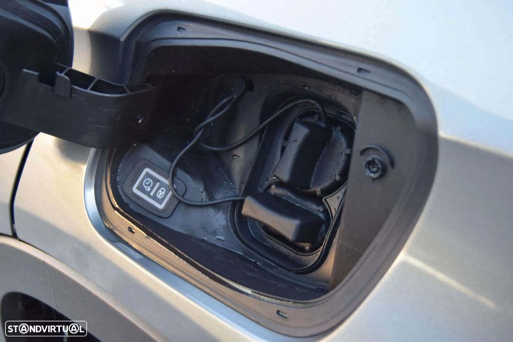 Jeep Avenger 54 kWh Summit - 35